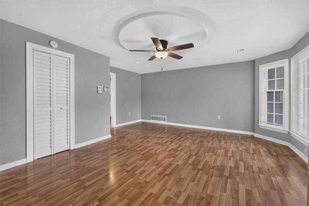 207 W North Avenue — photo 5