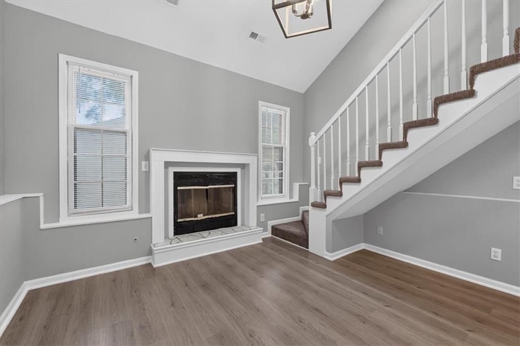 207 W North Avenue — photo 15