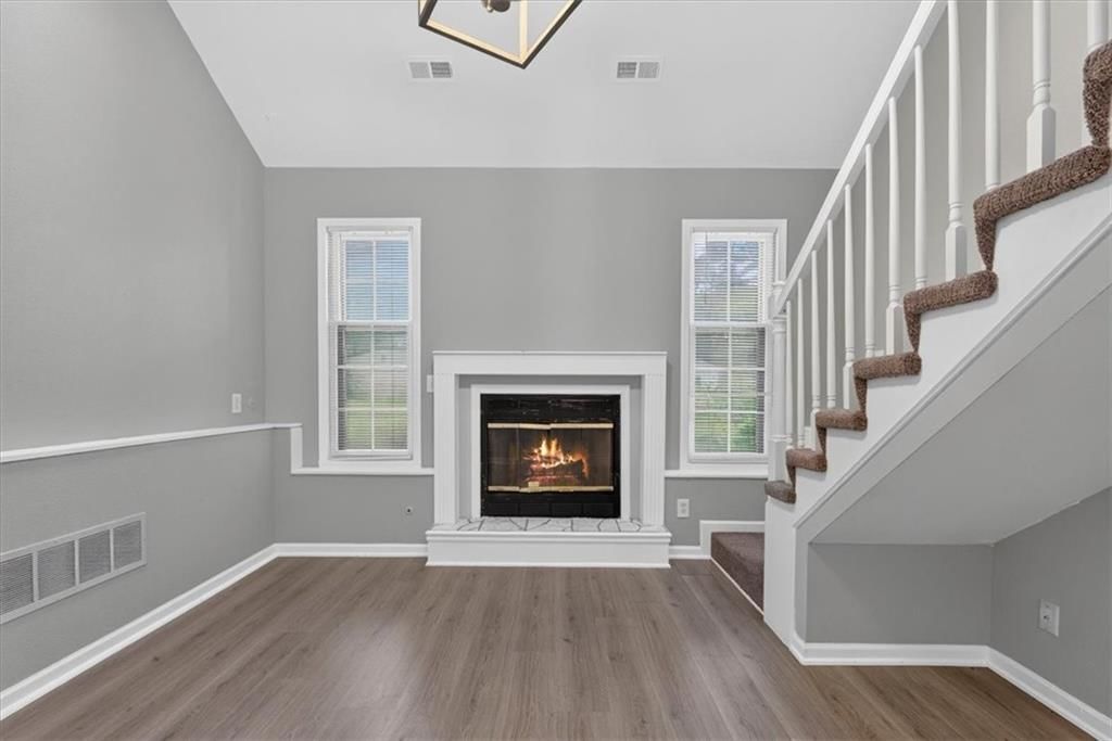 207 W North Avenue — photo 18