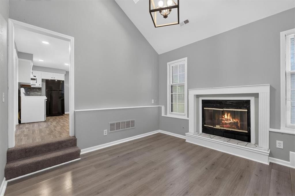 207 W North Avenue — photo 20