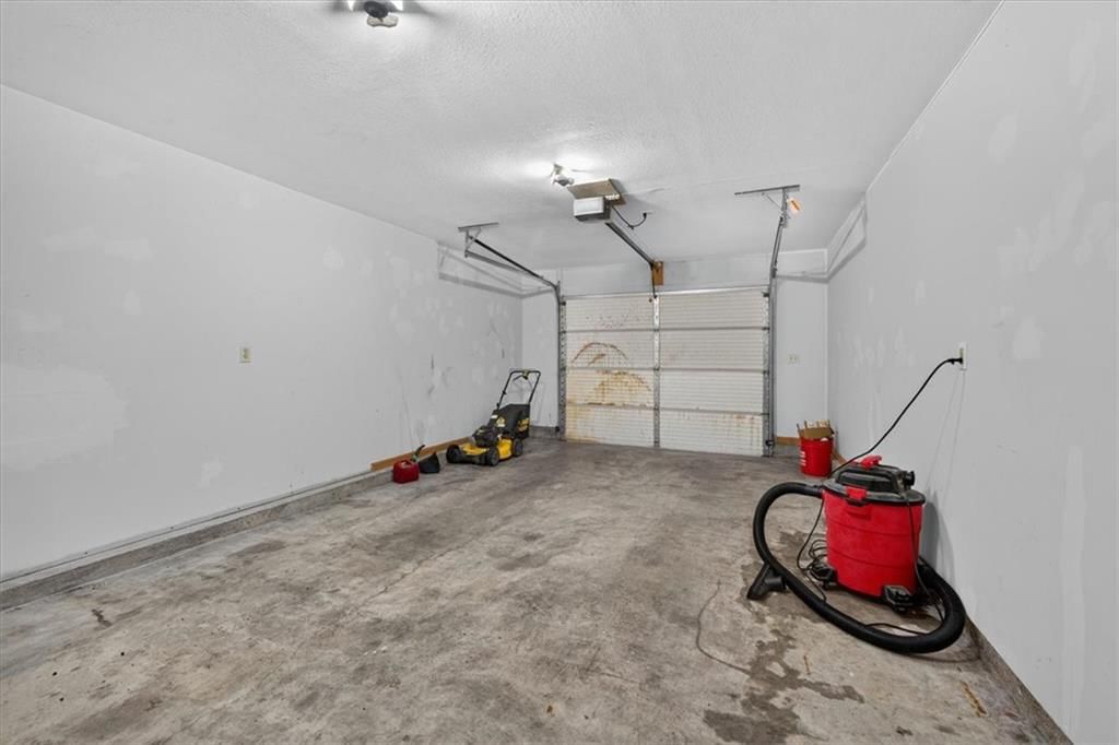 207 W North Avenue — photo 27