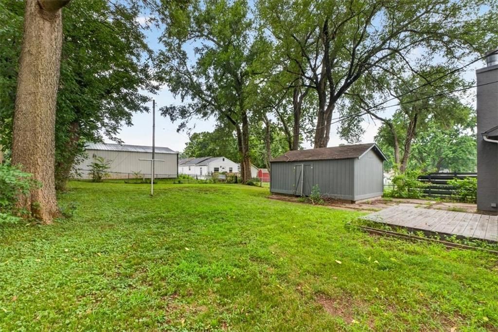 207 W North Avenue — photo 44