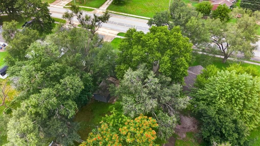 207 W North Avenue — photo 48