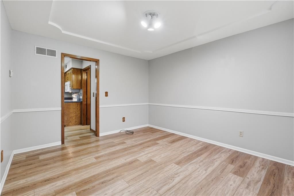 15235 Dearborn Street — photo 14
