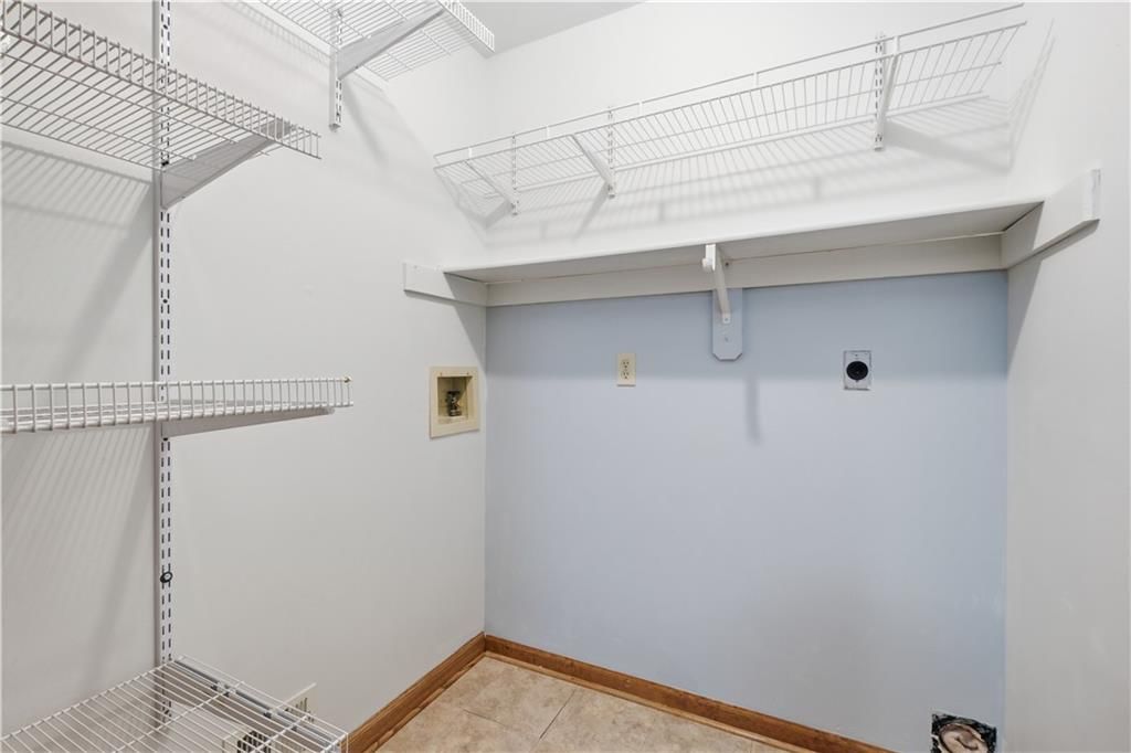15235 Dearborn Street — photo 27