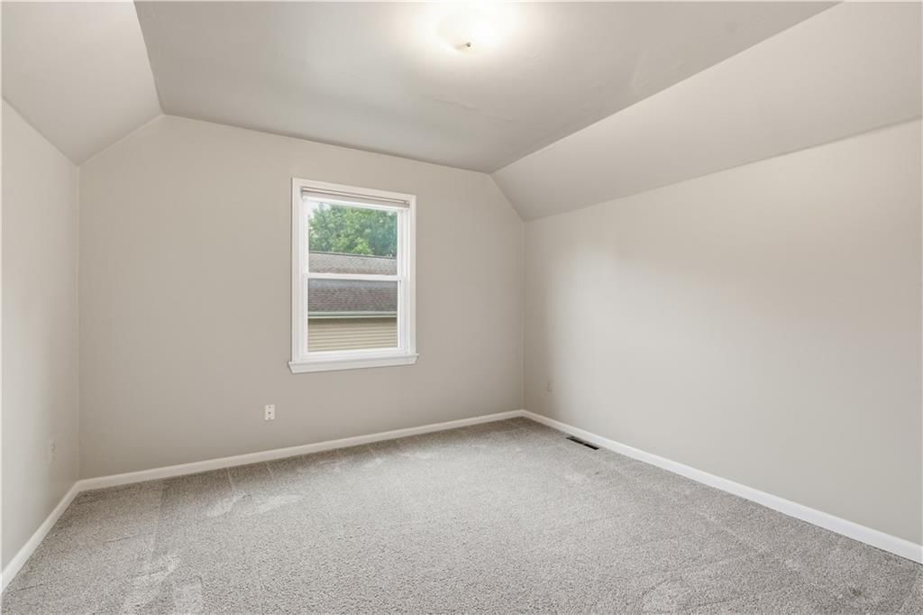 15235 Dearborn Street — photo 28
