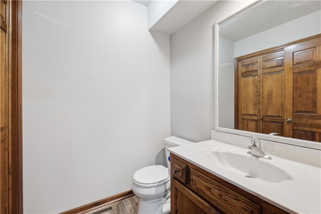 15235 Dearborn Street — photo 29