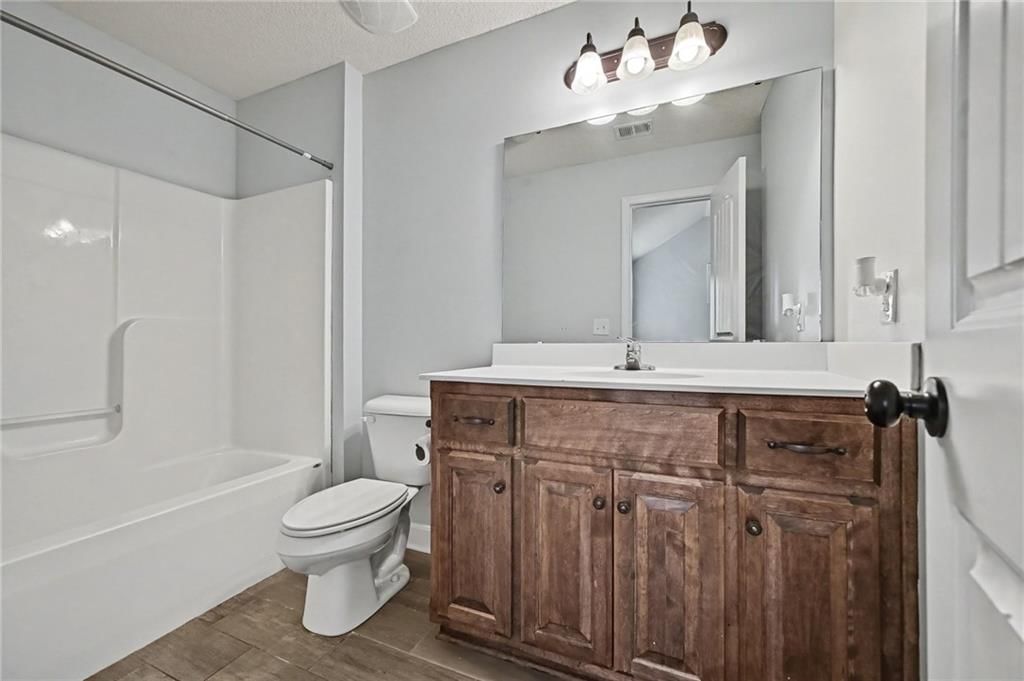 138-140 Roller Court — photo 13
