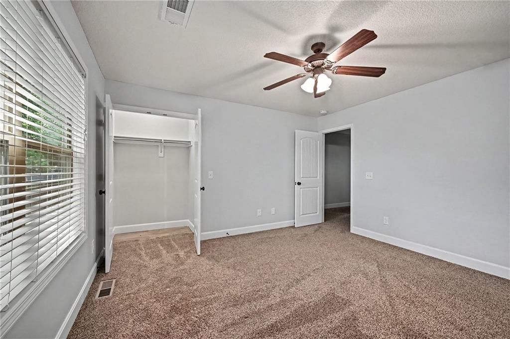 138-140 Roller Court — photo 14