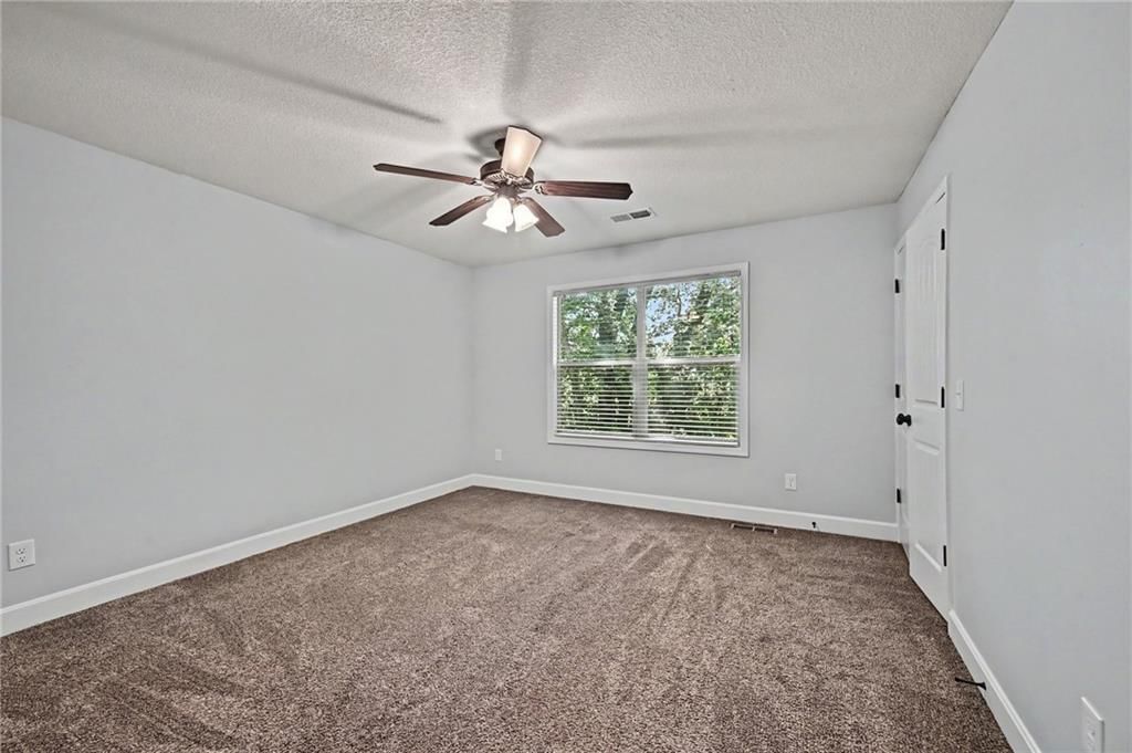 138-140 Roller Court — photo 21
