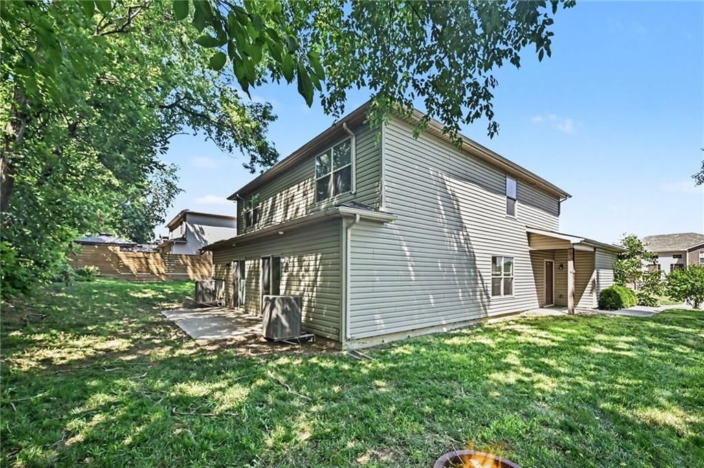 138-140 Roller Court — photo 23