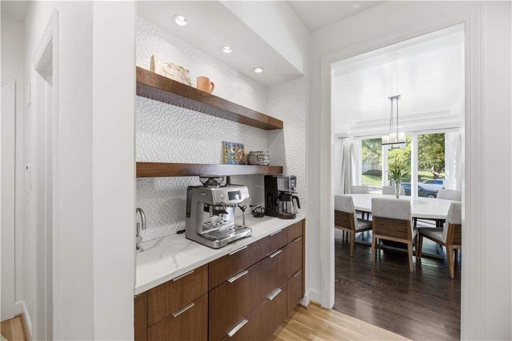 3048 W 118th Terrace — photo 10