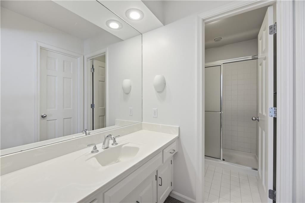 3048 W 118th Terrace — photo 36