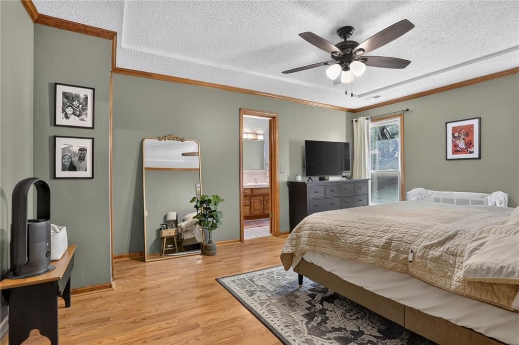 15713 W 81st Street — photo 9
