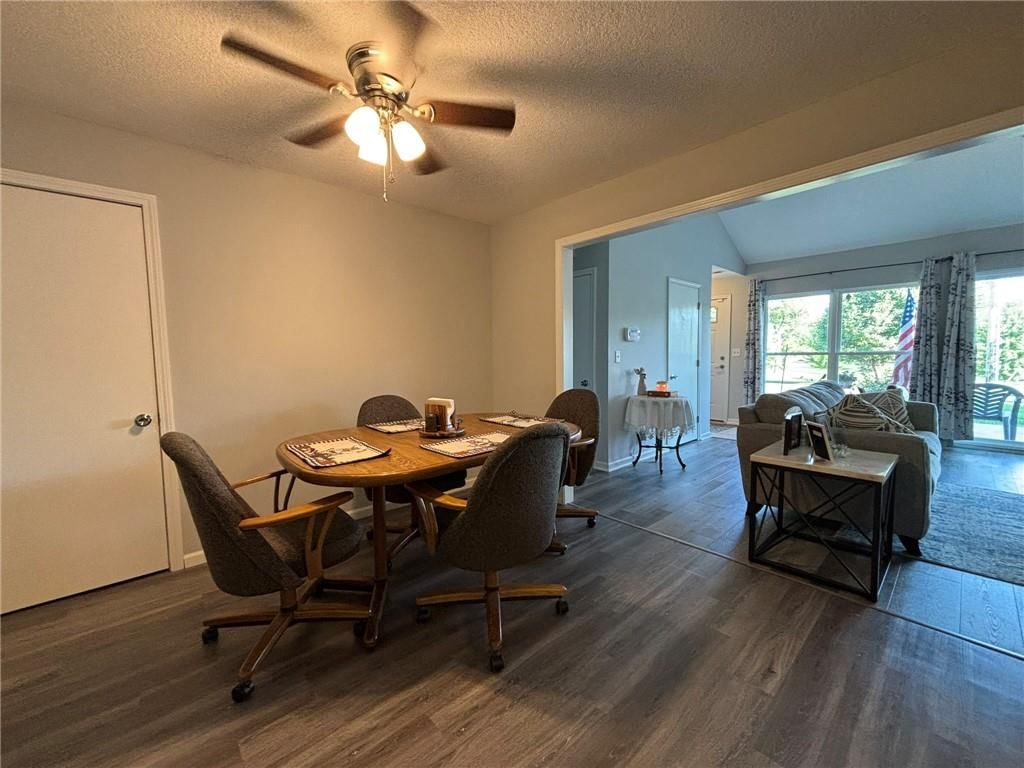 11945 County Road 438 — photo 8