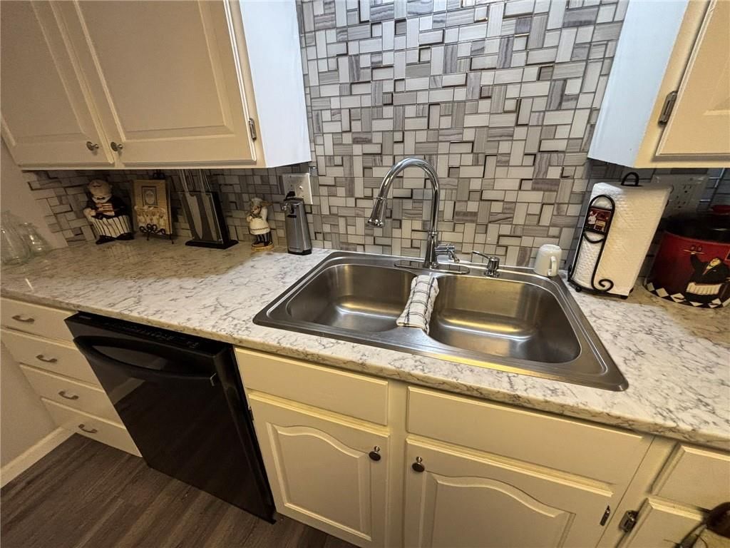 11945 County Road 438 — photo 16