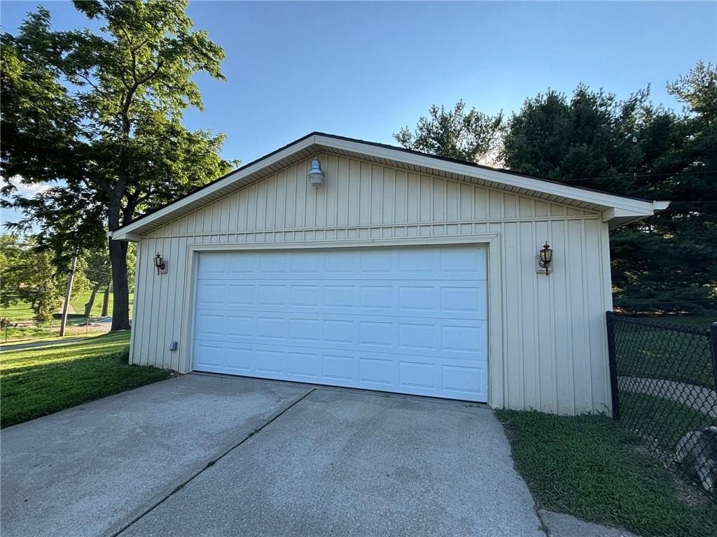 11945 County Road 438 — photo 35