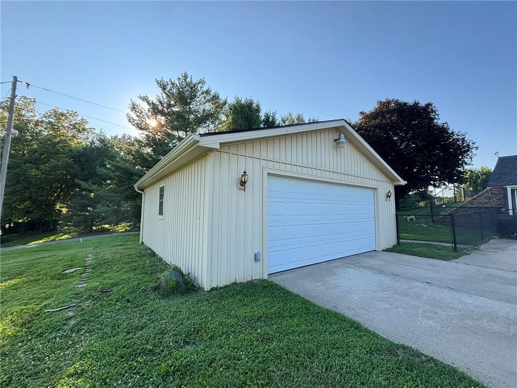 11945 County Road 438 — photo 36