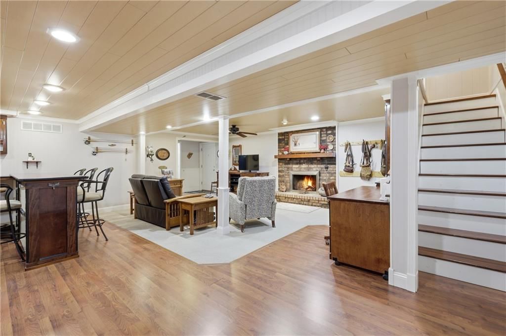 2412 SW Paris Drive — photo 19