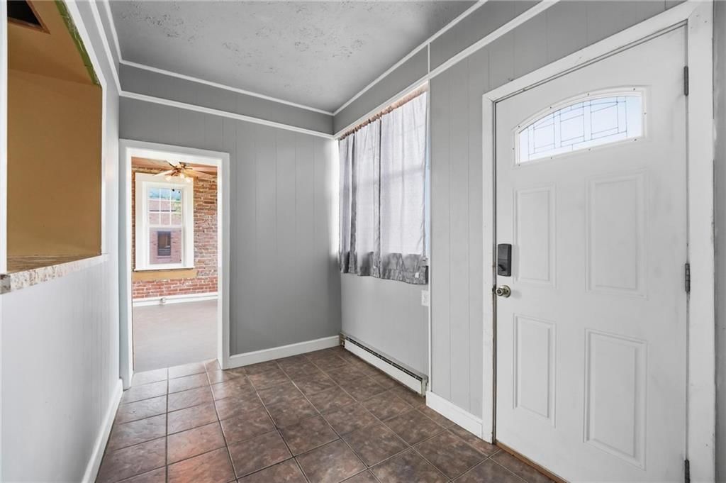 221 W 2nd Street — photo 25