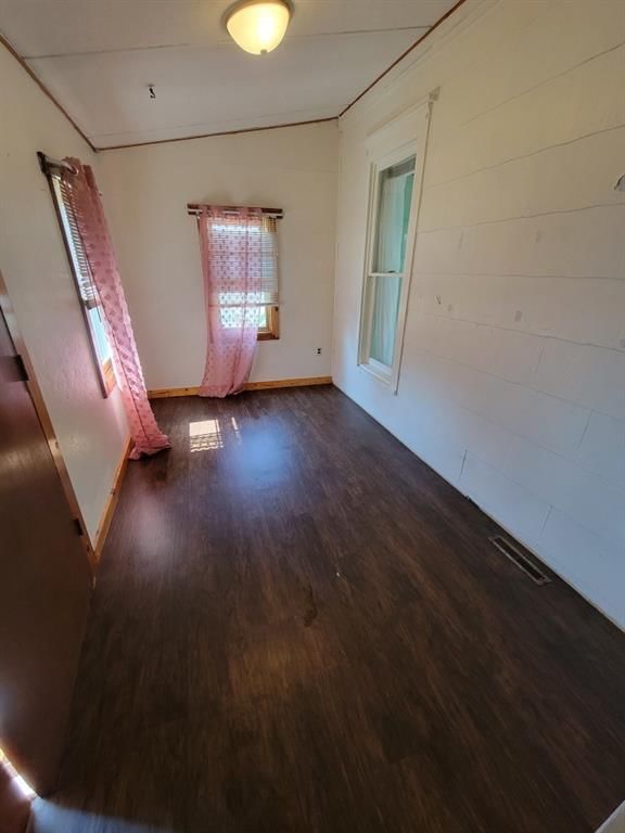 724 Hazel Street — photo 2