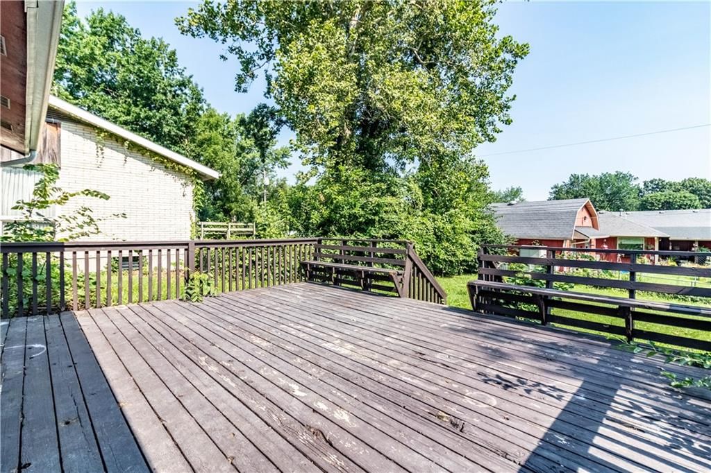 403 Benjamin Drive — photo 8