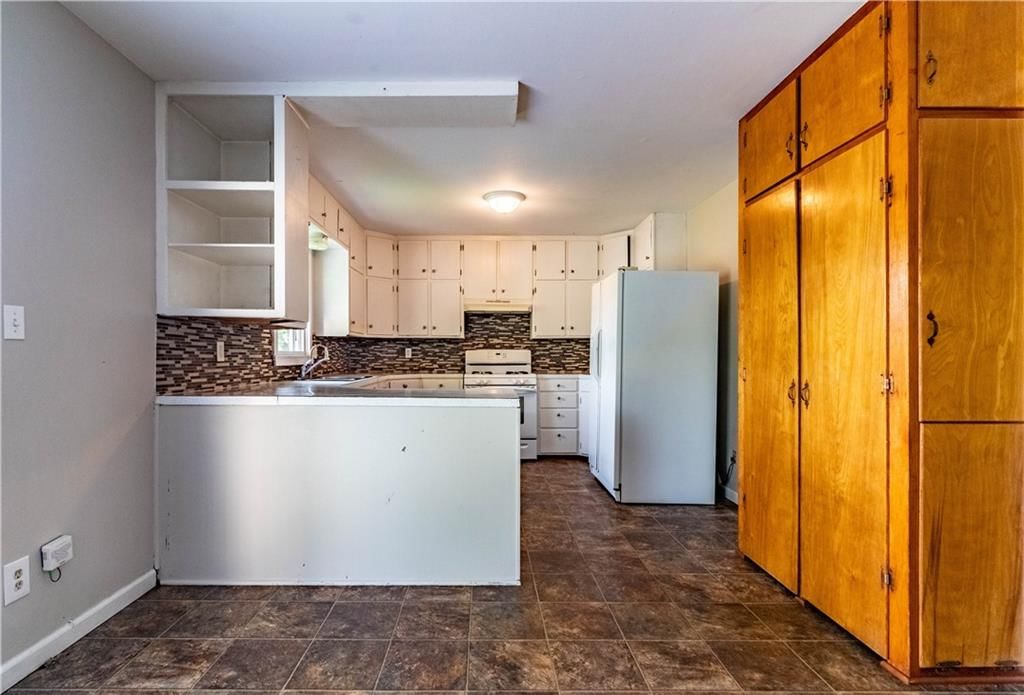 403 Benjamin Drive — photo 17