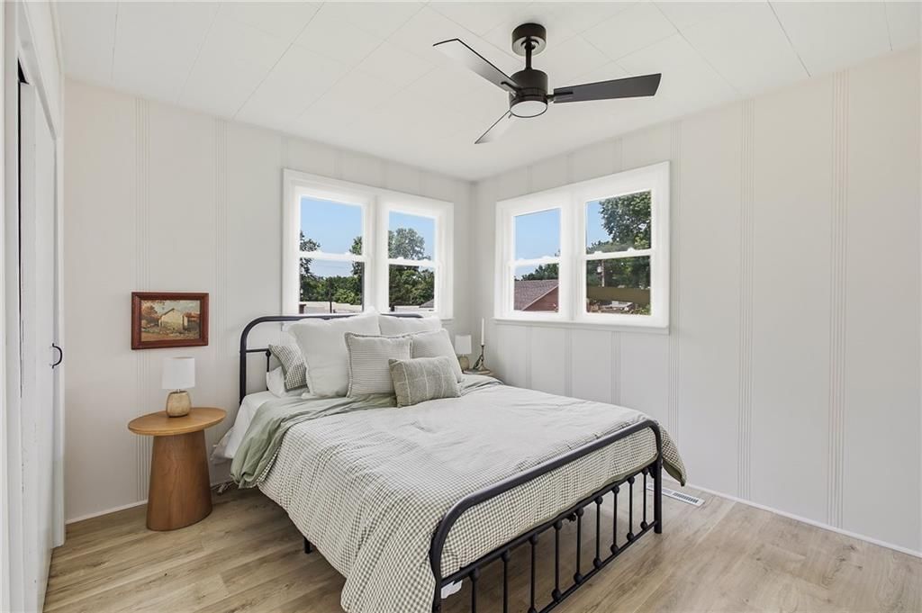 614 Wellington Street — photo 10