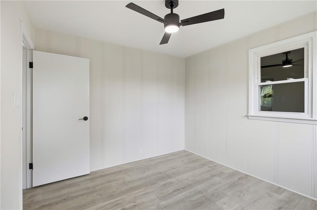 614 Wellington Street — photo 18