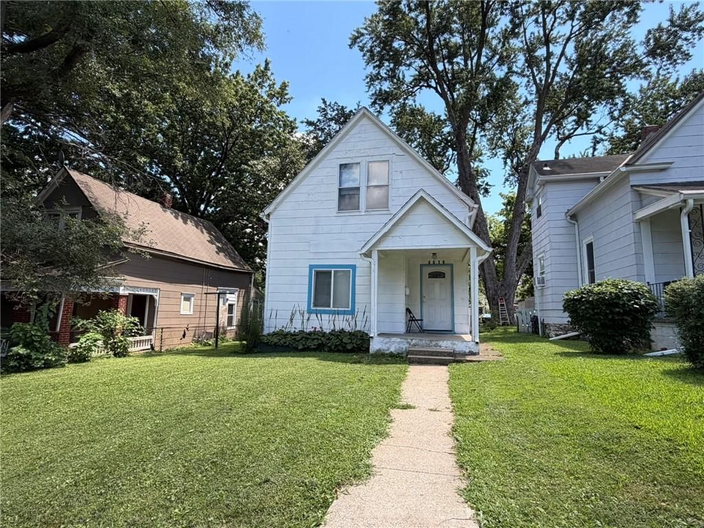 4619 E 8Th Street — photo 1