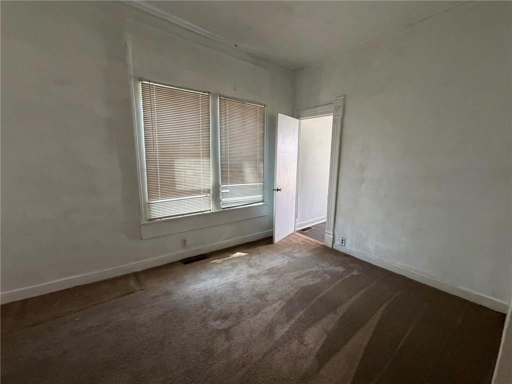 4619 E 8Th Street — photo 13