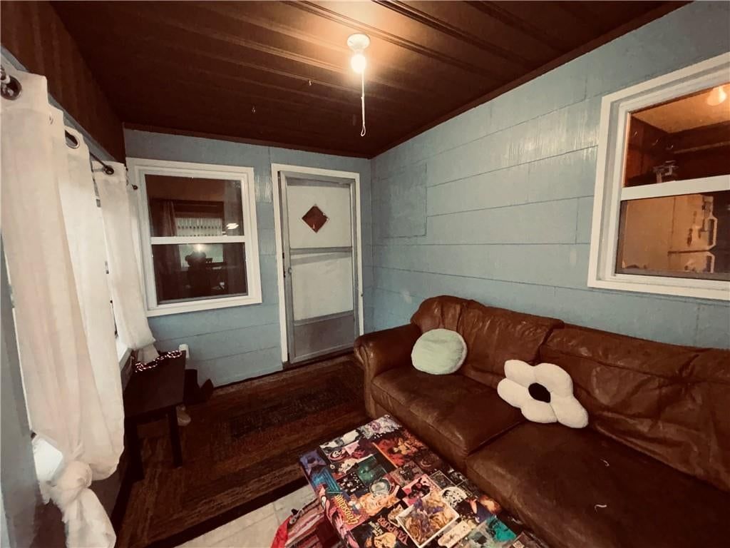 2404 NE 72nd Street — photo 14