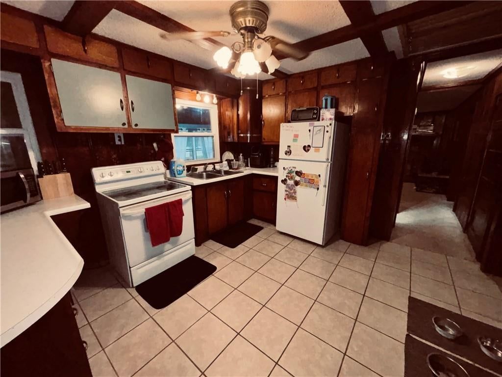 2404 NE 72nd Street — photo 23