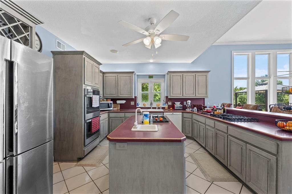 5253 W 215th Street — photo 18