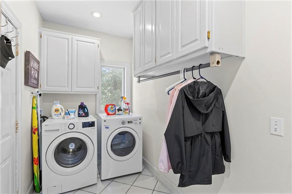 5253 W 215th Street — photo 22