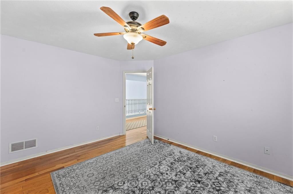 5253 W 215th Street — photo 35