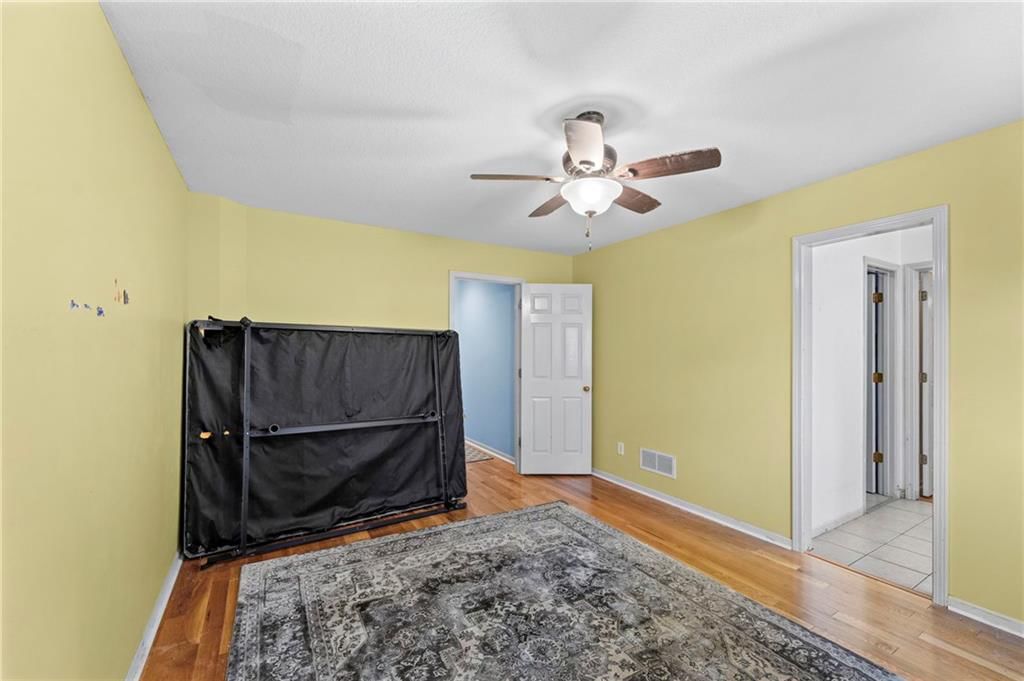 5253 W 215th Street — photo 37