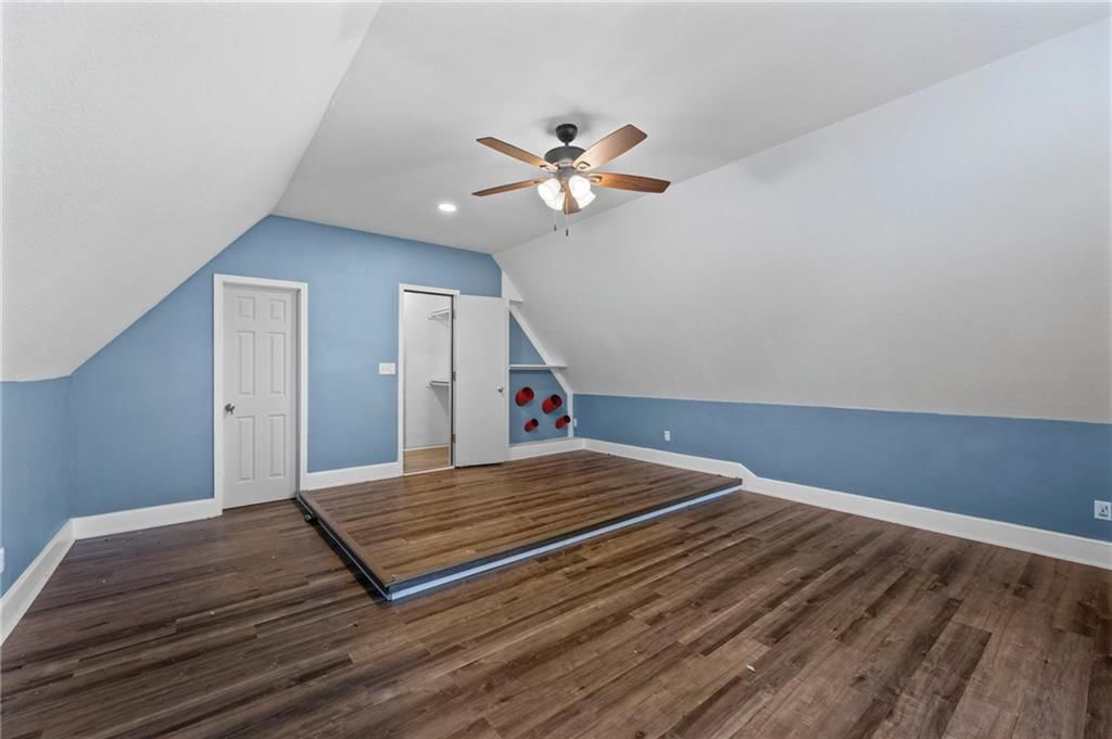 5253 W 215th Street — photo 42