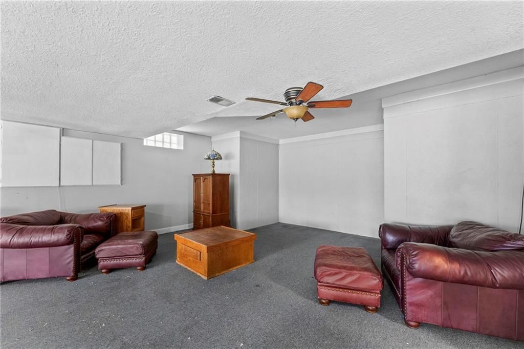 5253 W 215th Street — photo 49