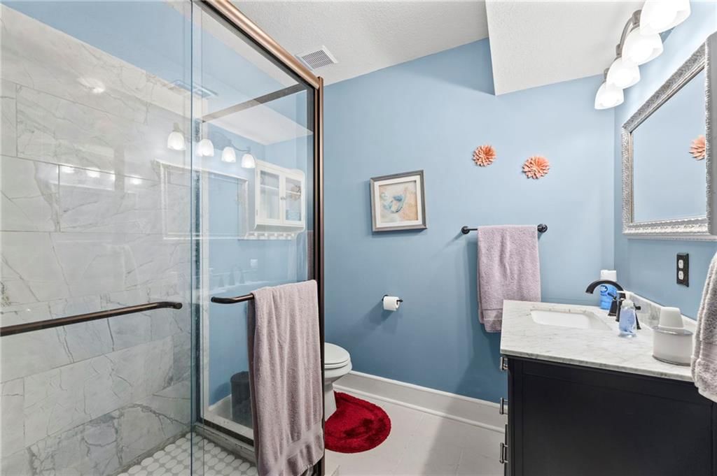 5253 W 215th Street — photo 50