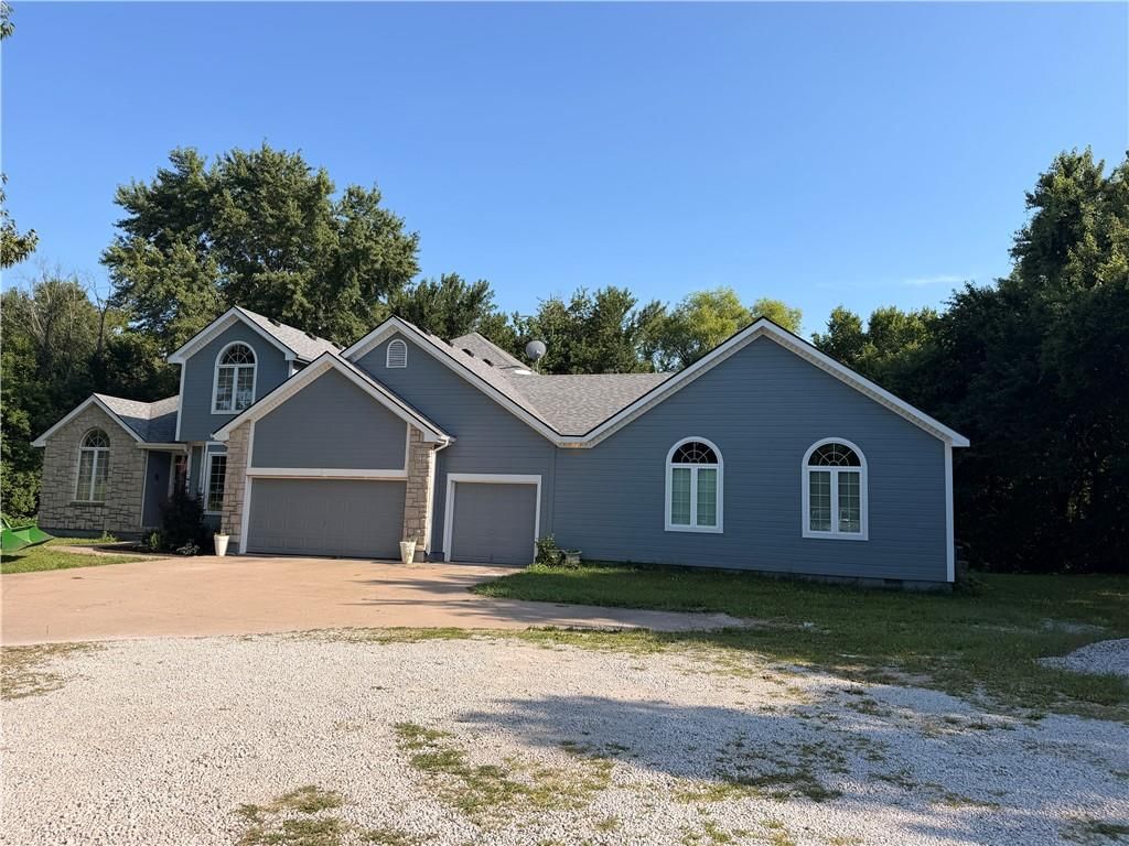 33403 E Nebgen Road — photo 2
