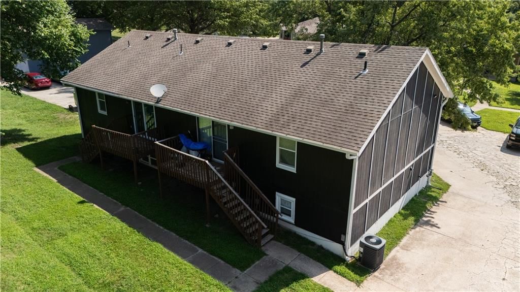 704 NE Ball Drive — photo 15