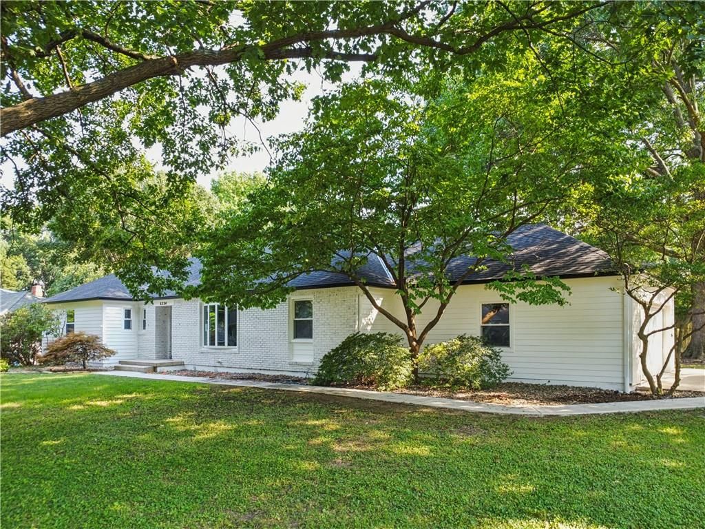 8224 Linden Drive — photo 2