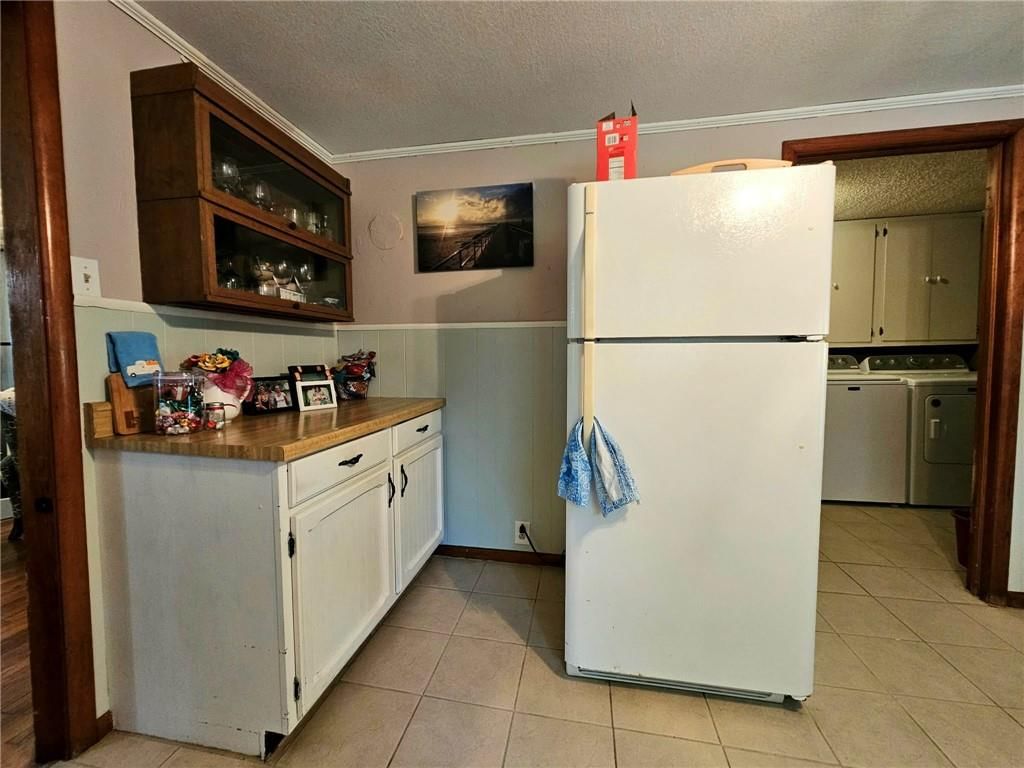 10390 NE 30th Street — photo 5