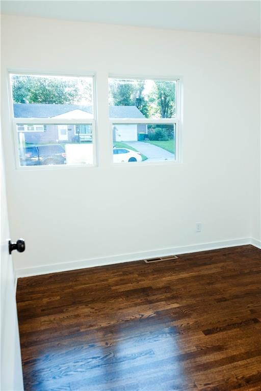 2907 S 25th Street — photo 17