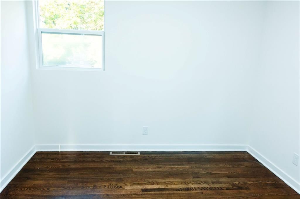 2907 S 25th Street — photo 20