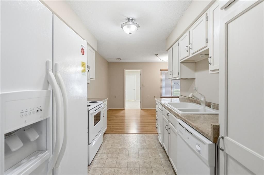 1314 W Jenkins Boulevard — photo 14