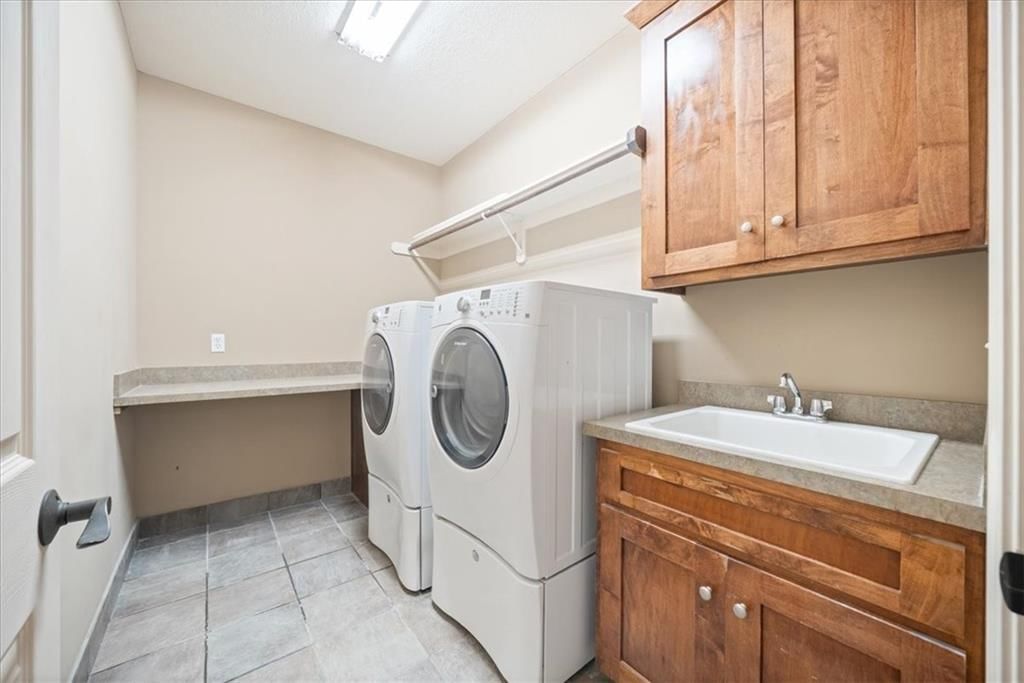 8322 Haven Street — photo 16