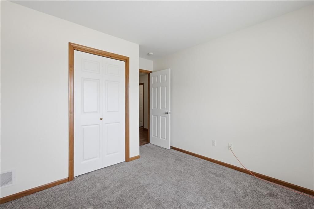 392 Hazelwood Drive — photo 11
