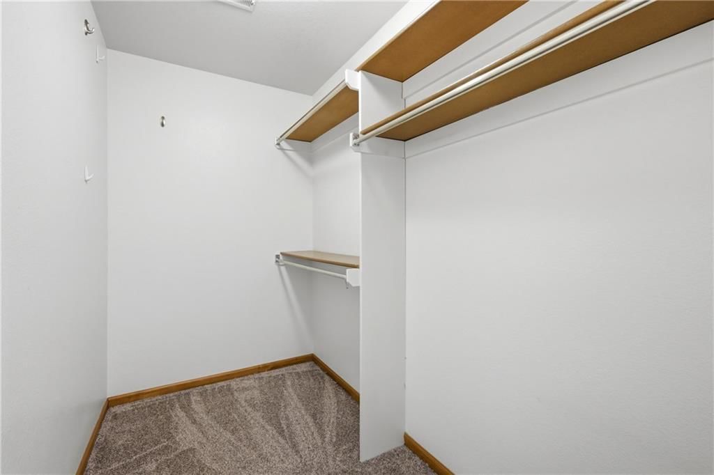 392 Hazelwood Drive — photo 17